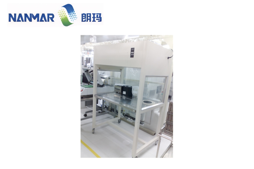 Clean room equipment-vertical flow clean bench