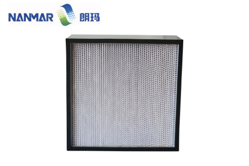 NGH air filter with baffle